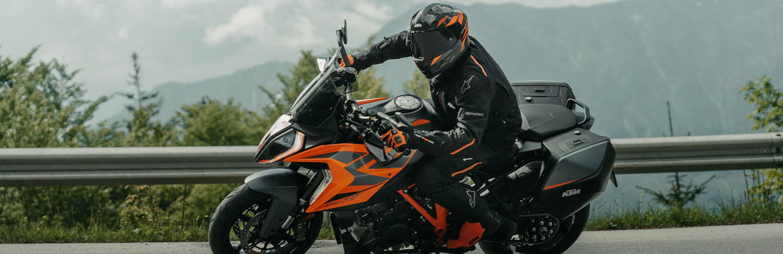 KTM TOURING BIKES