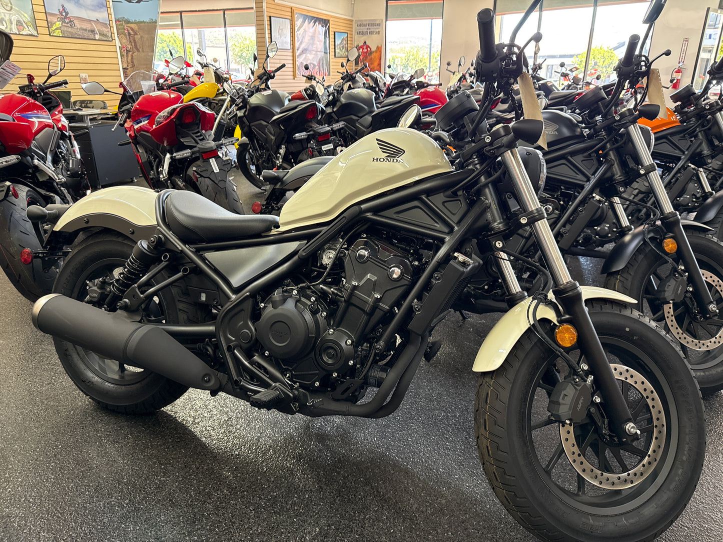 2025 HONDA REBEL 500 ABS