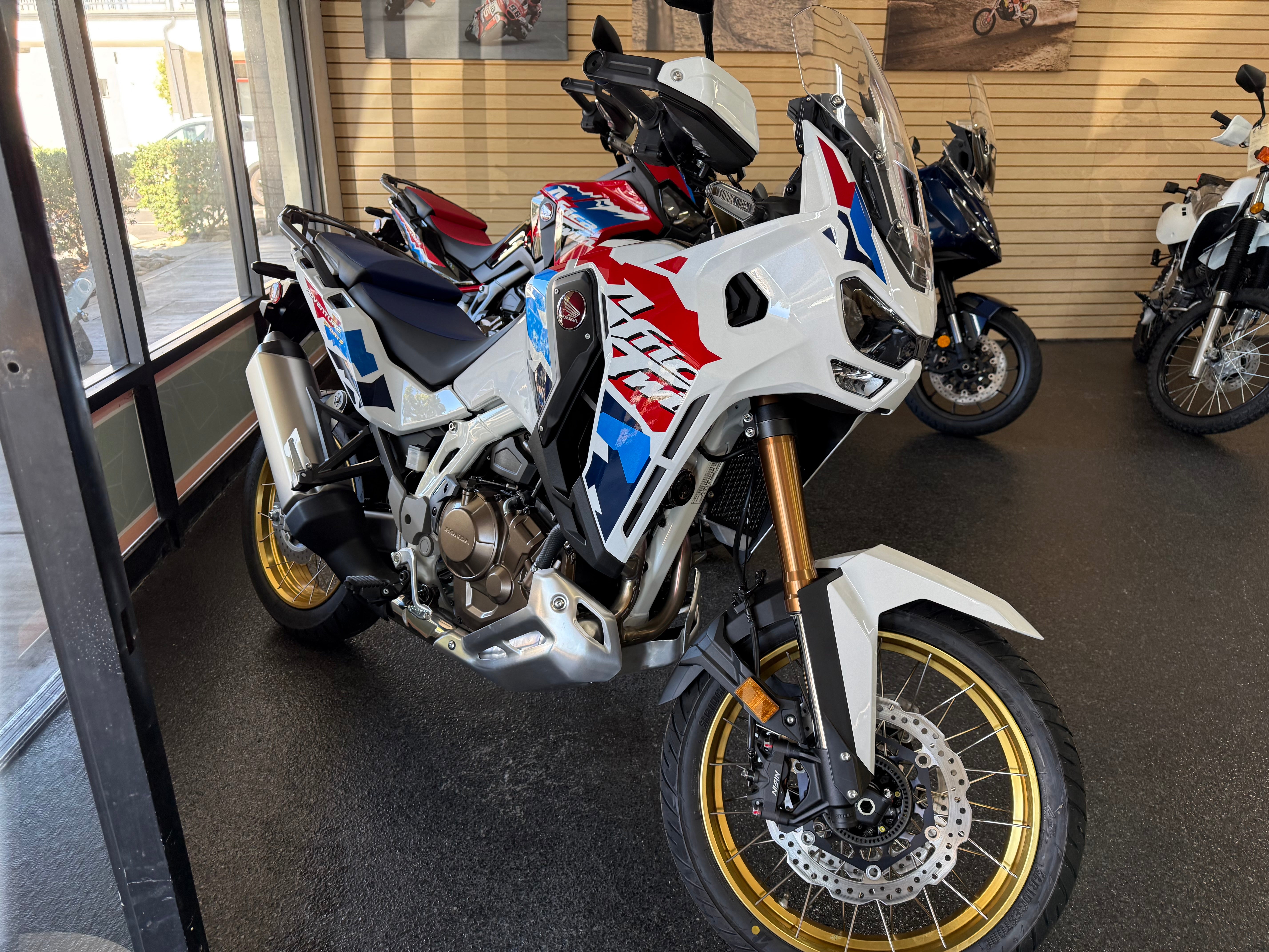 2025 HONDA AFRICA TWIN ADVENTURE SPORTS ES – Poway Powersports