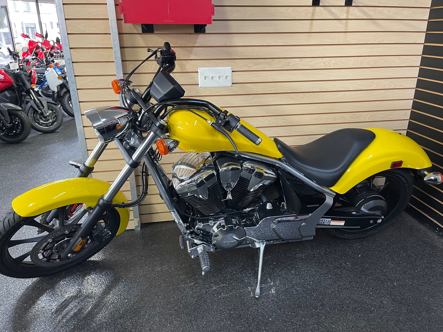 2023 HONDA FURY