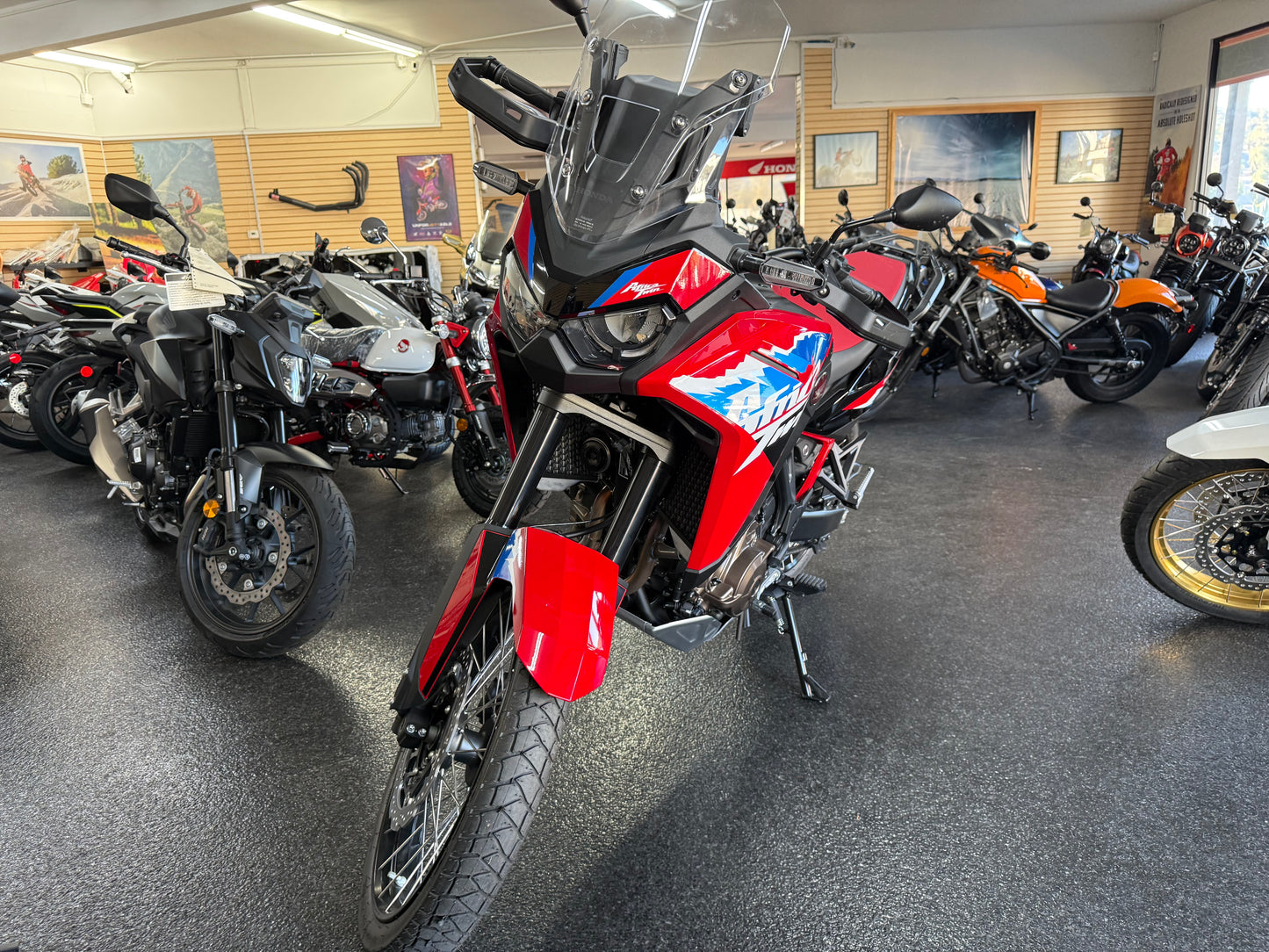 2024 HONDA AFRICA TWIN