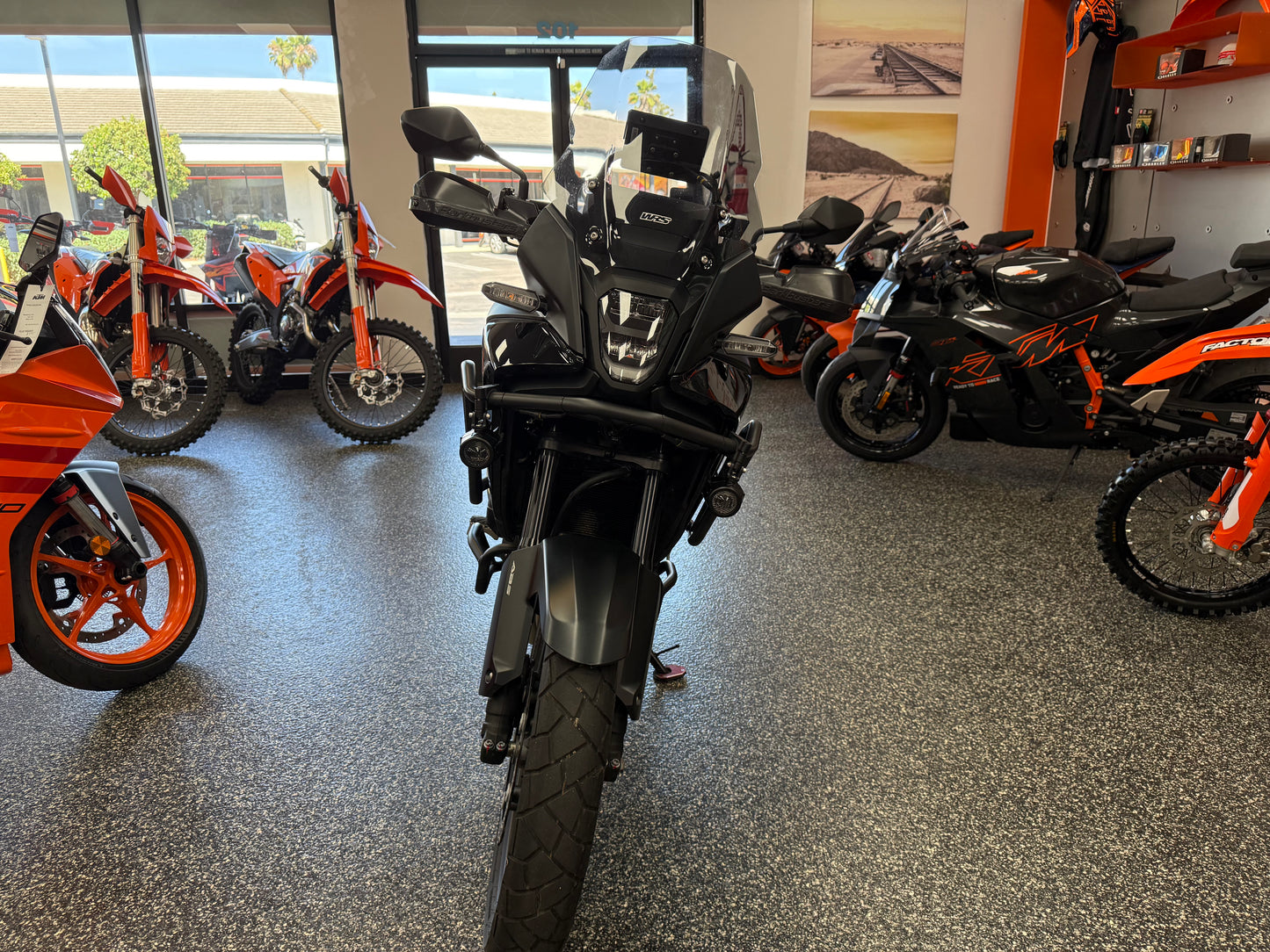 2024 HONDA NX500