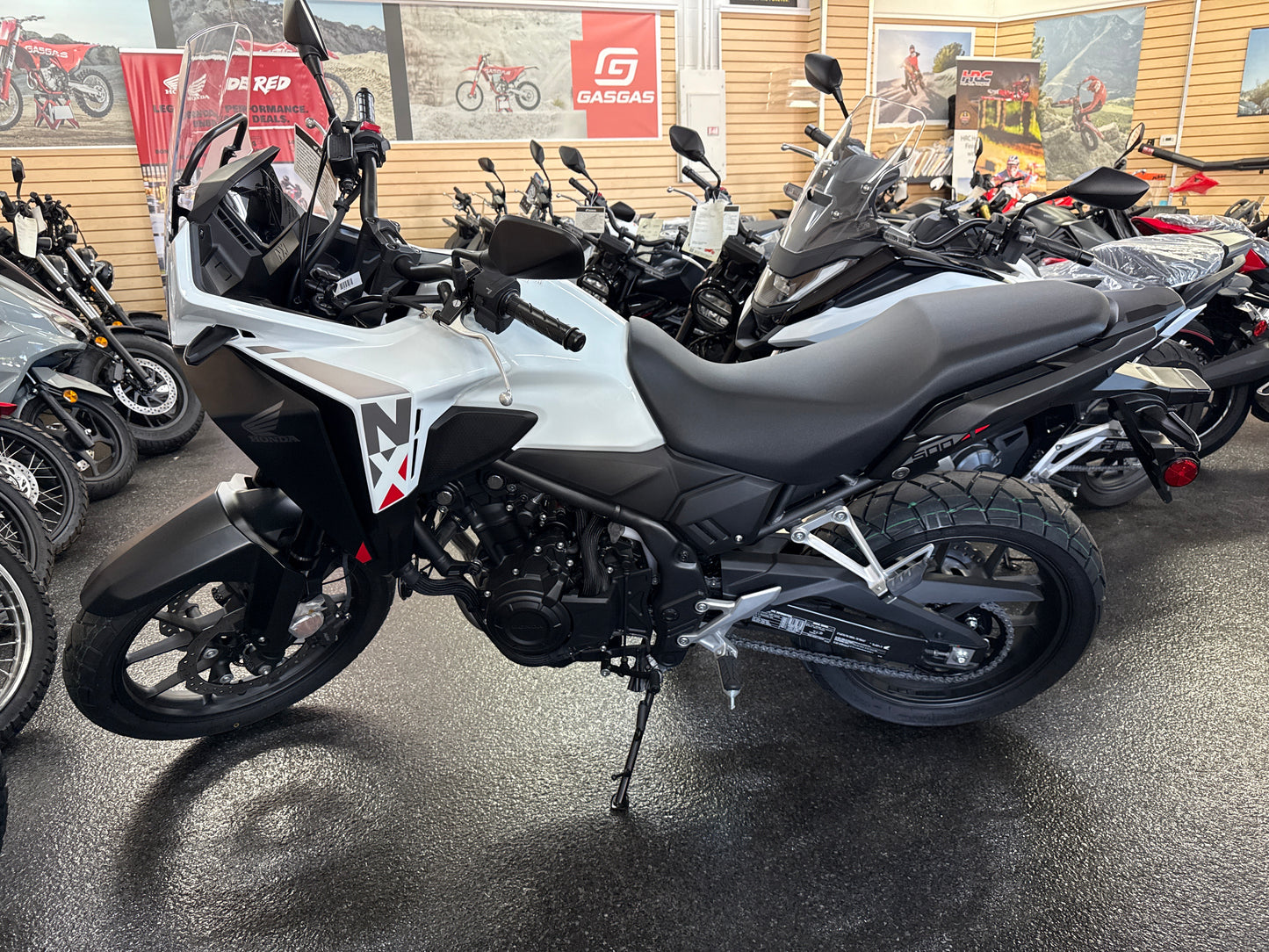 2025 HONDA NX500
