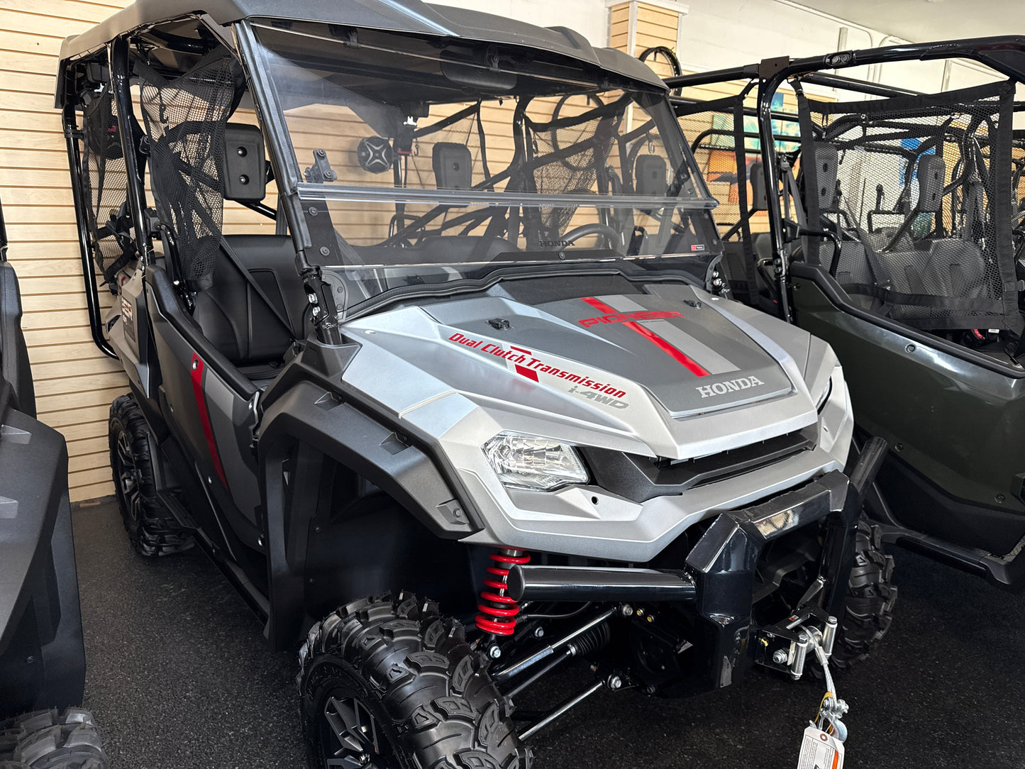 2025 HONDA PIONEER 1000-5 TRAIL SE