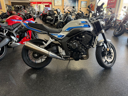 2026 Honda CB1000F - Wolf Silver Metallic