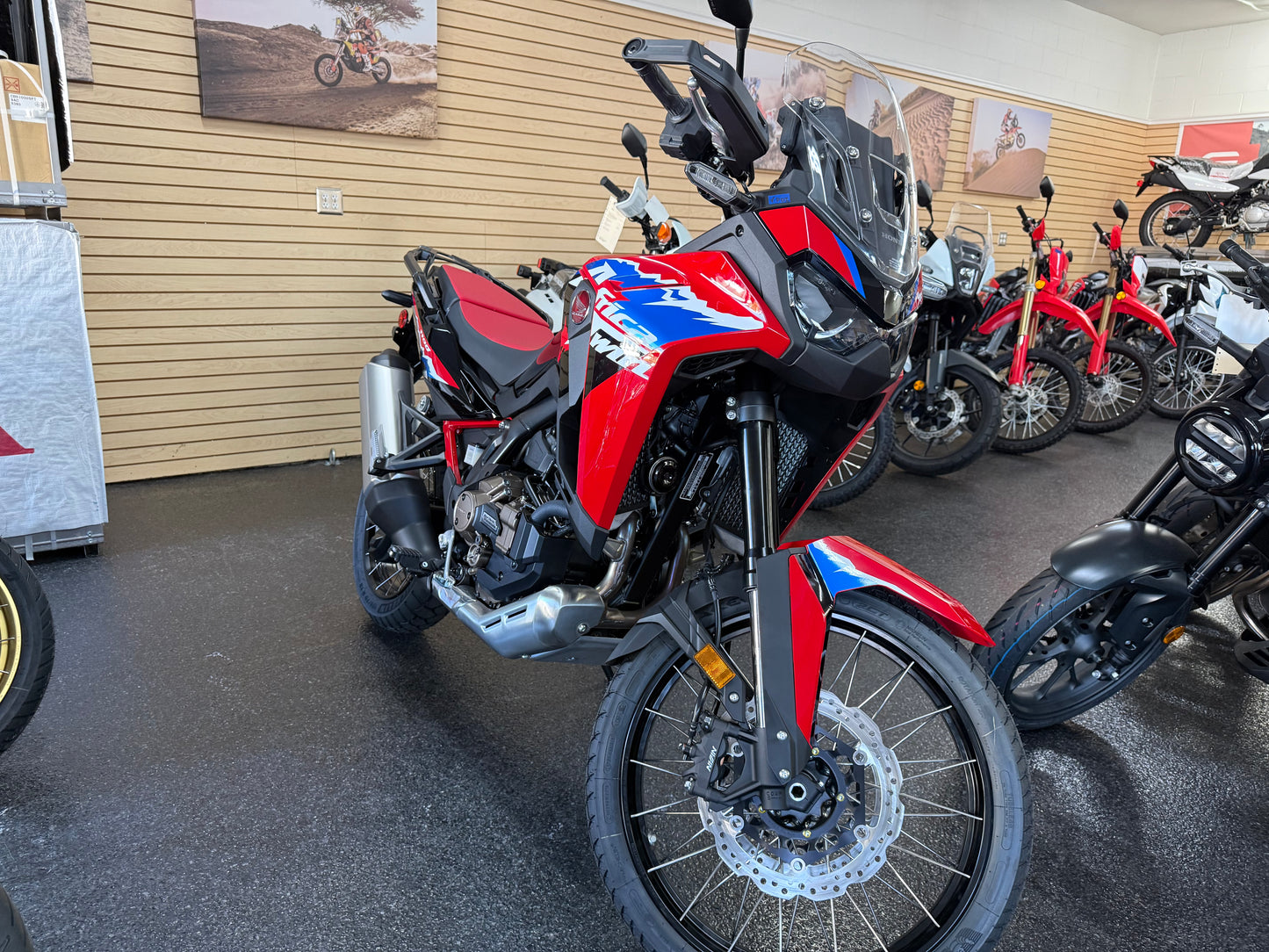 2024 HONDA AFRICA TWIN DCT