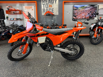 2025 KTM 125 XC