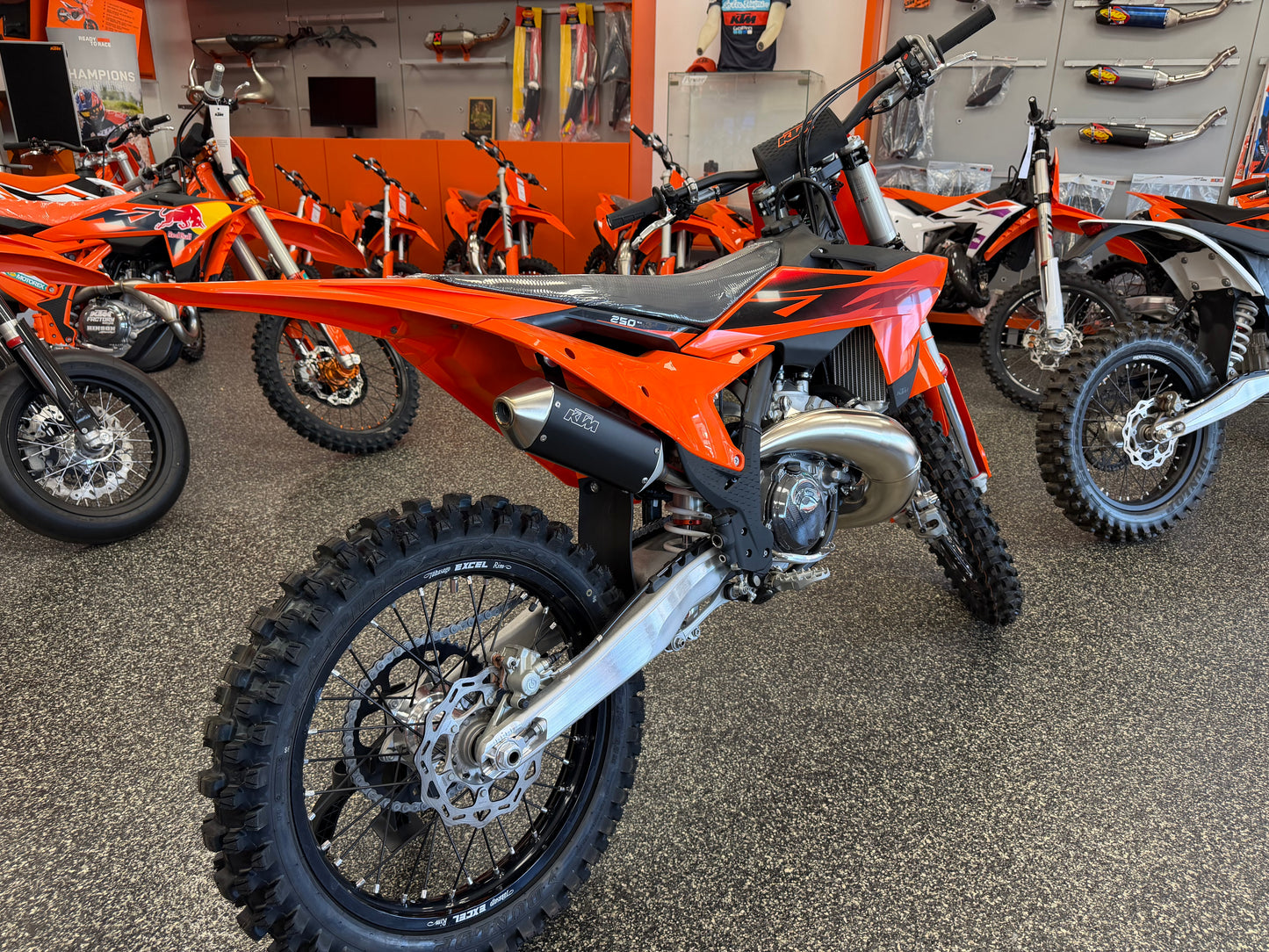 2027 KTM 250 SX - ORANGE