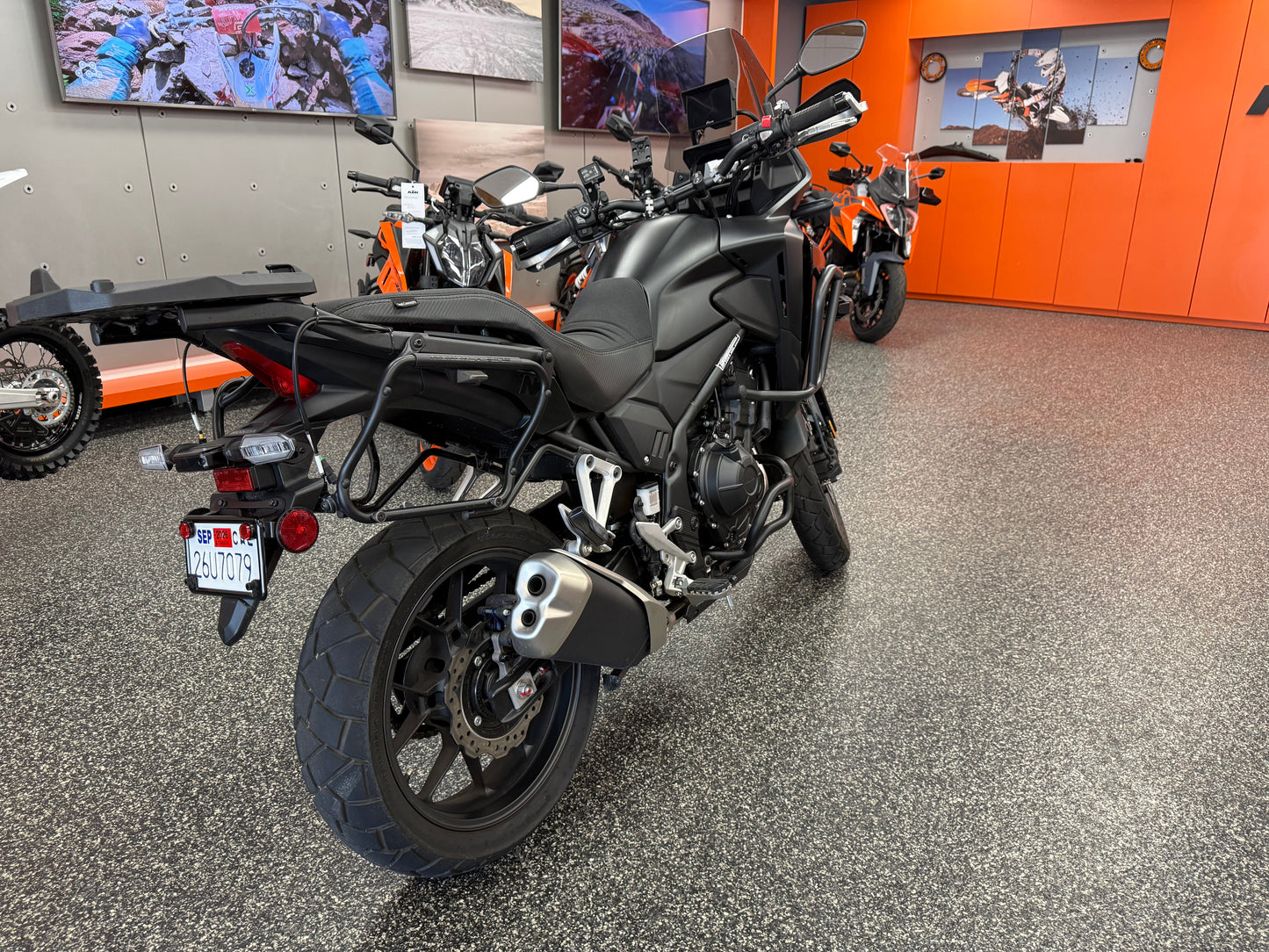 2024 HONDA NX500