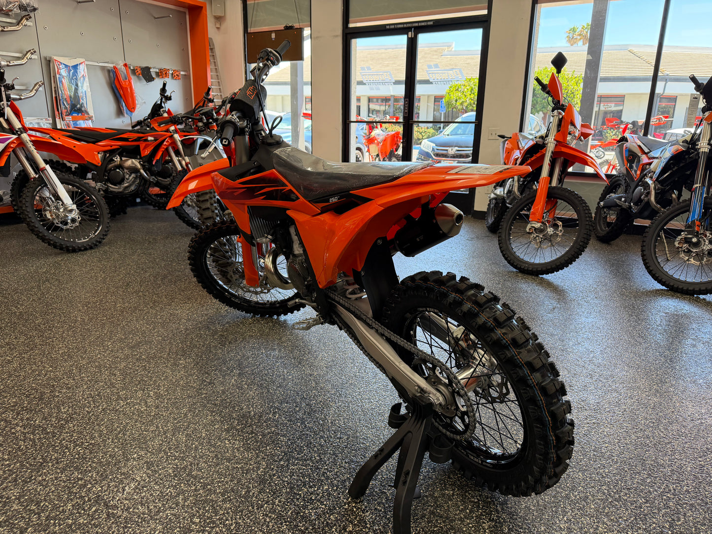 2027 KTM 250 SX - ORANGE