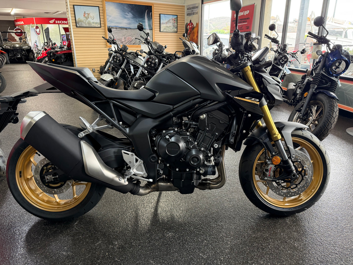 2025 Honda CB1000 Hornet SP - Matte Black Metallic