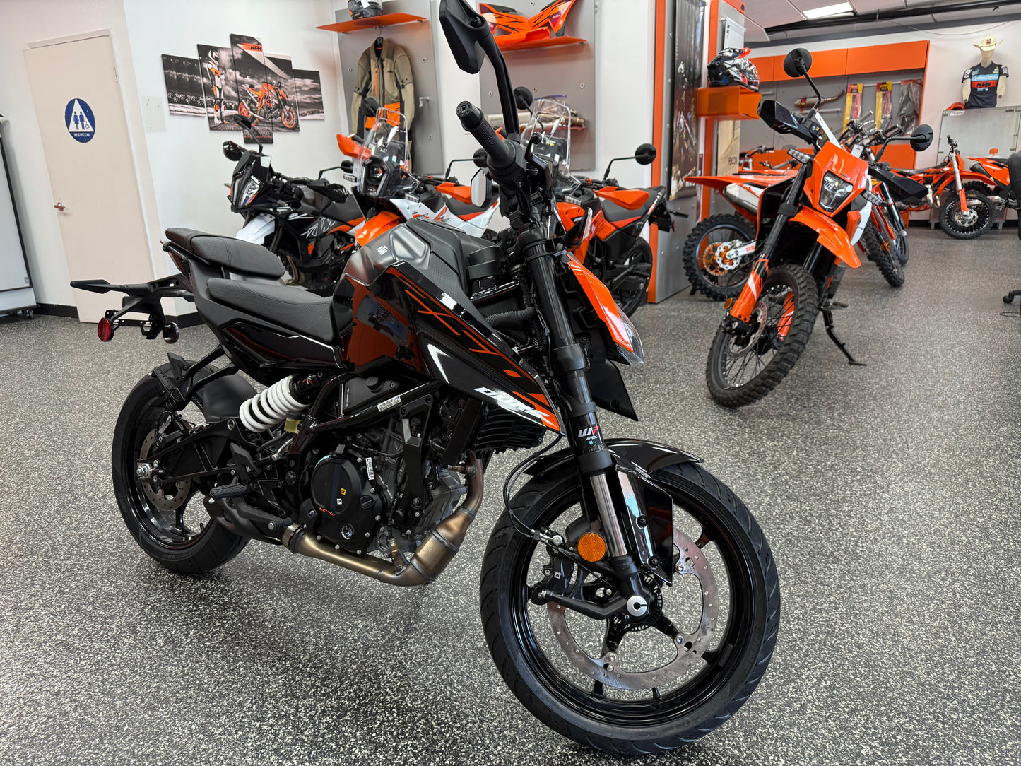 2026 KTM 250 DUKE