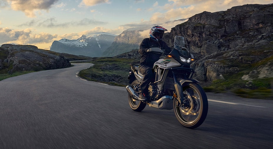 2026 Honda Transalp E-Clutch - Deep Pearl Gray