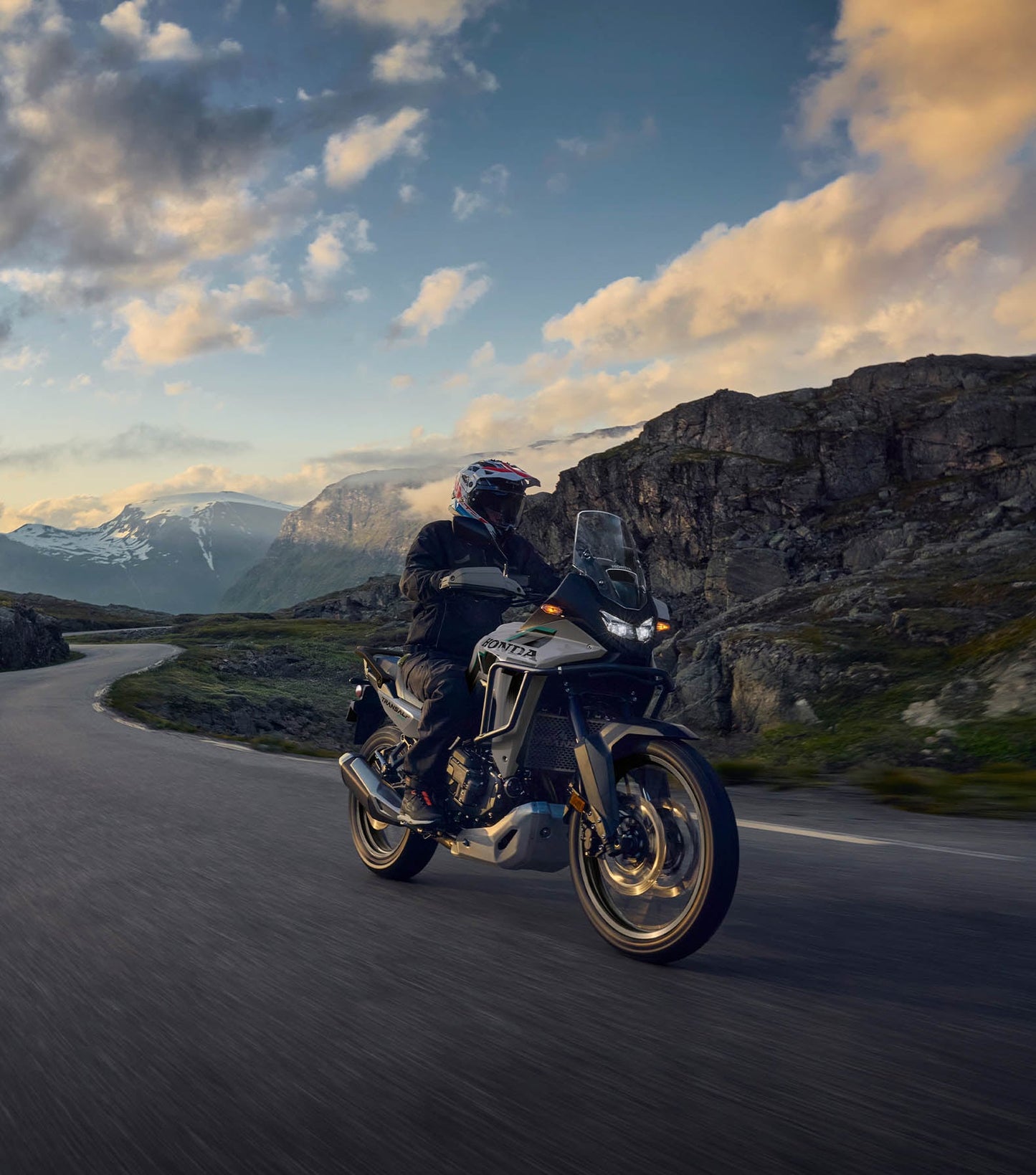 2026-Transalp-Ride-modes-1580x1792