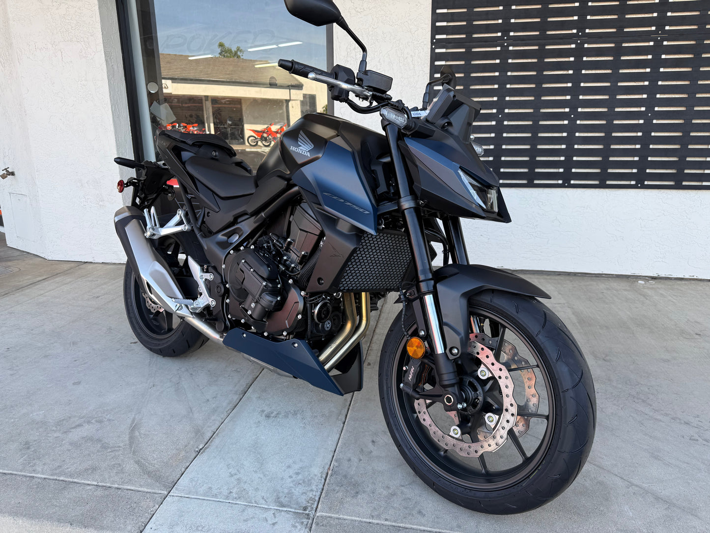 2026 HONDA CB750 HORNET E-CLUTCH