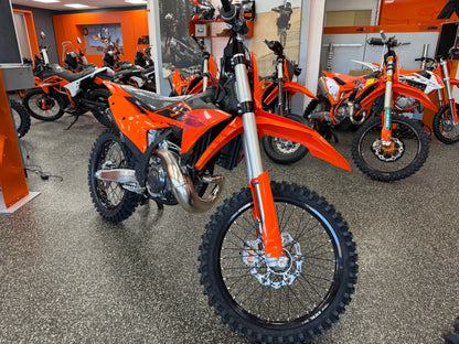 2027 KTM 250 SX - ORANGE