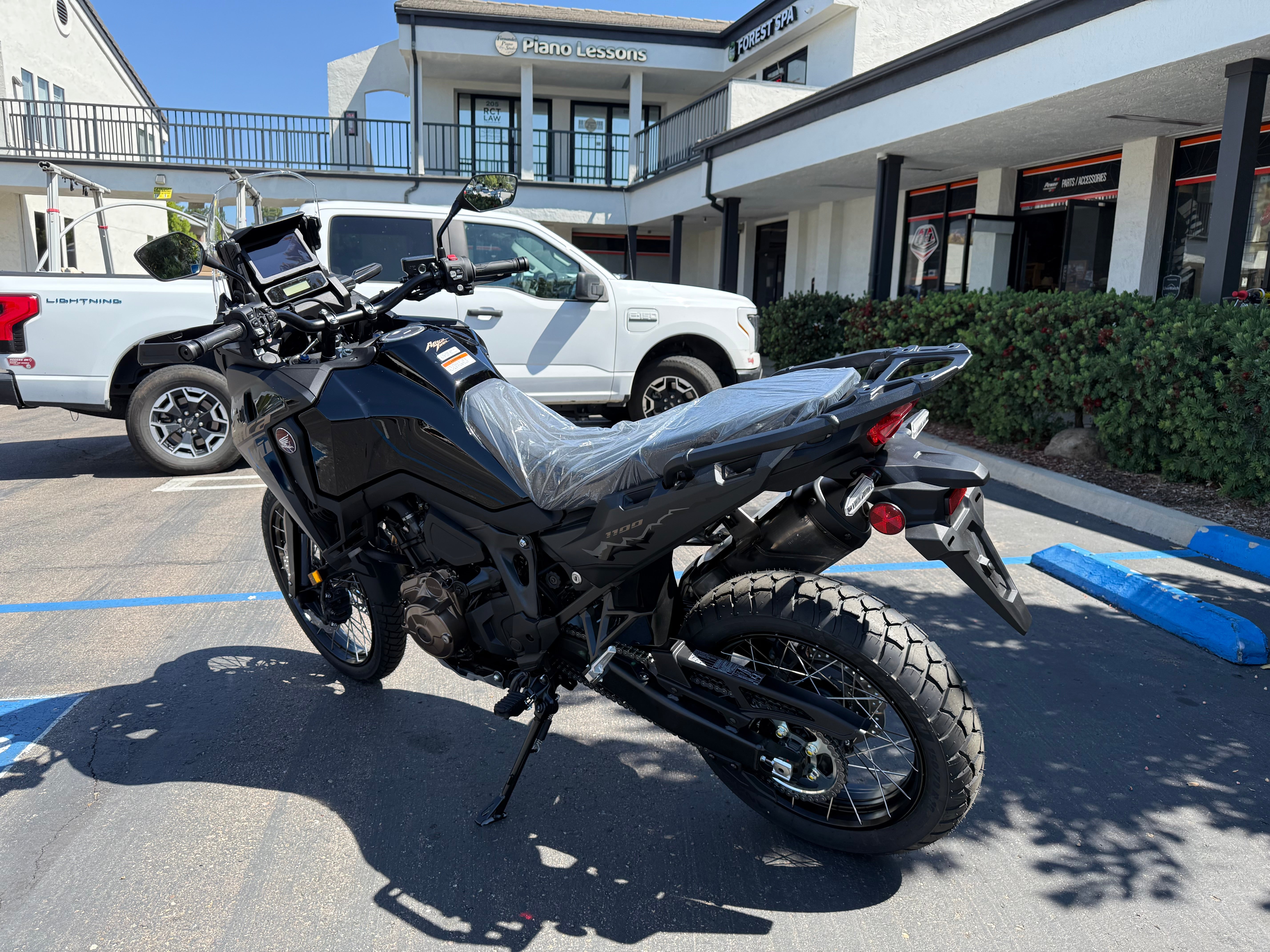 2026 HONDA AFRICA TWIN DCT - FOR SALE – Poway Powersports