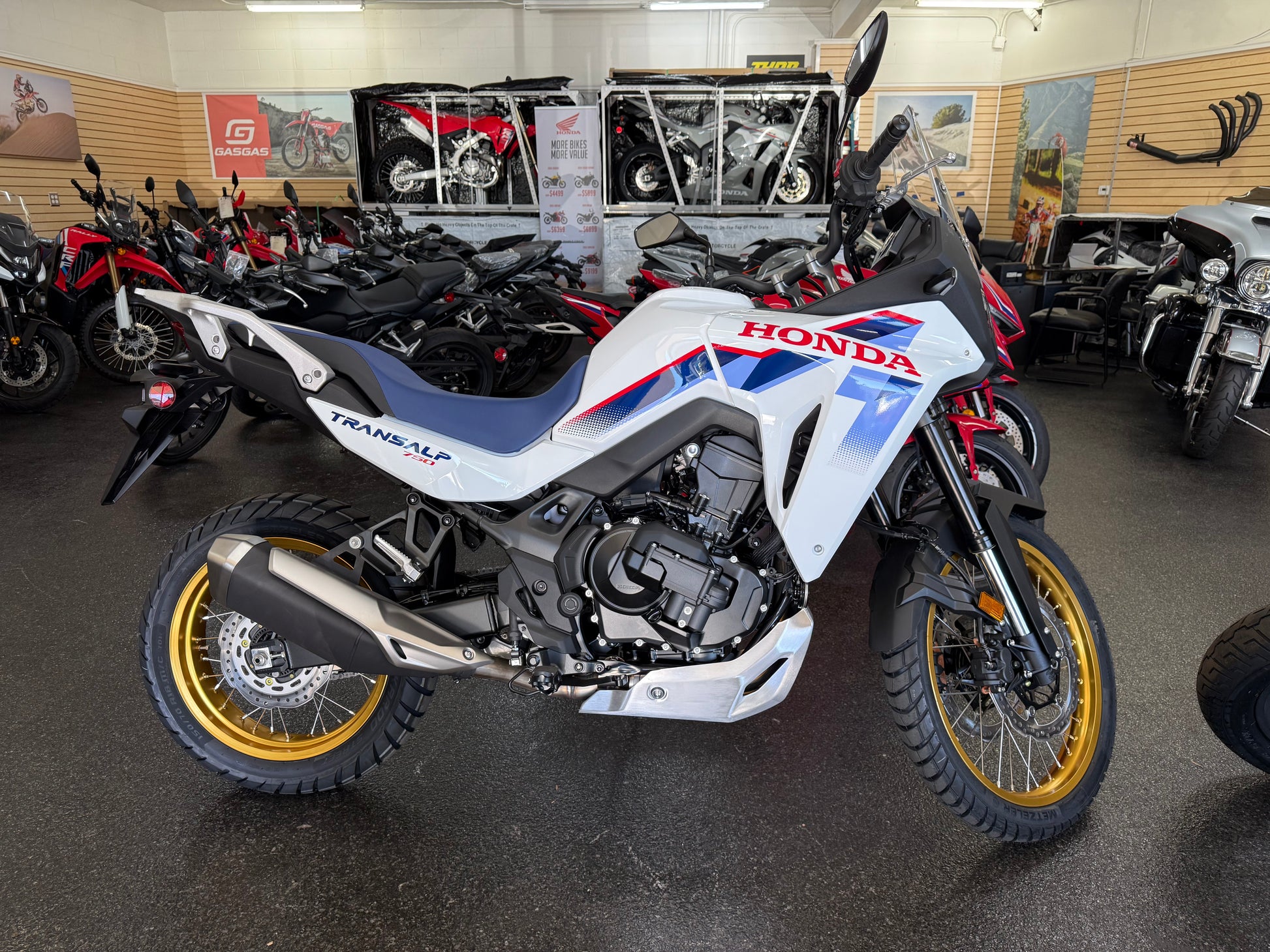 2026 HONDA TRANSALP E-CLUTCH