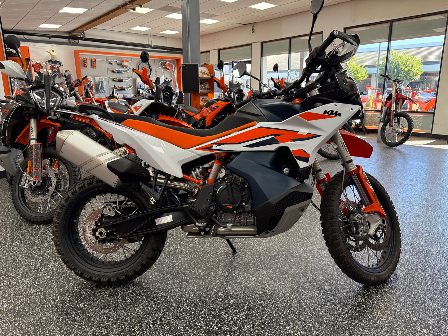 2024 KTM 890 ADVENTURE R