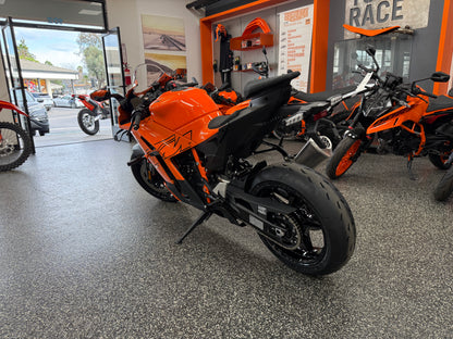 2026 KTM 990 RC R