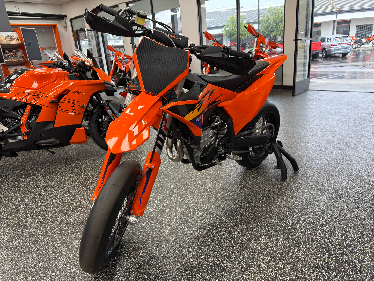 2026 KTM 450 SMR -BLACKOUT