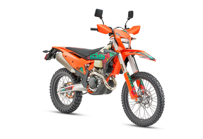 PHO_BIKE_PERS_REVO_KTM-dual-sport-500-exc-f-6days-right-front-view-us_#SALL_#AEPI_#V1.png