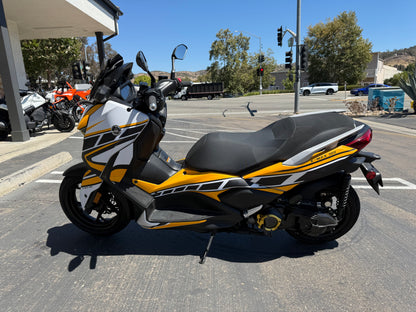 2023 YAMAHA XMAX 300
