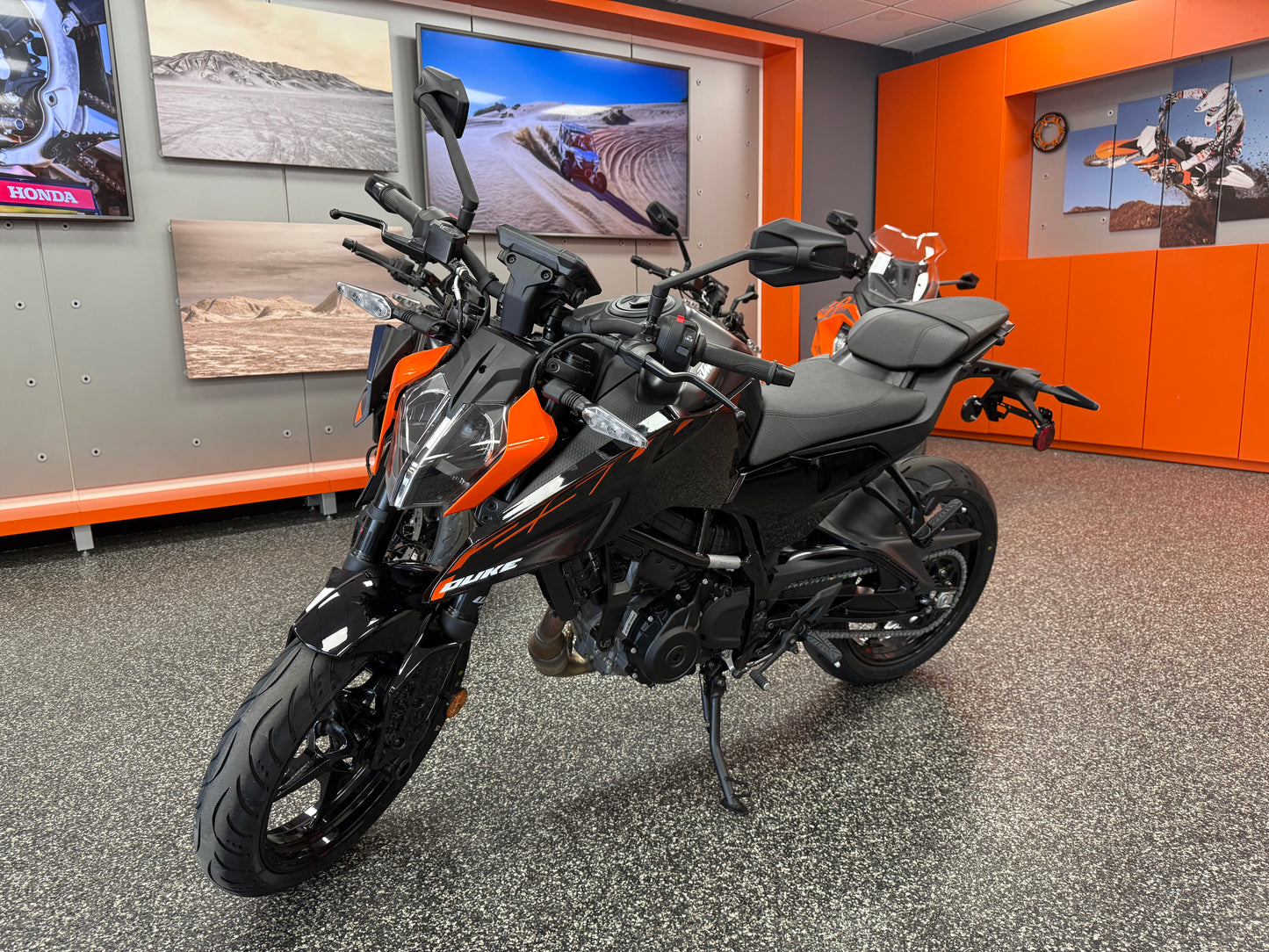 2026 KTM 250 DUKE