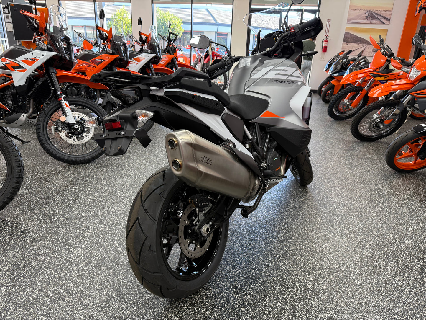 2024 KTM 1290 SUPER ADVENTURE S