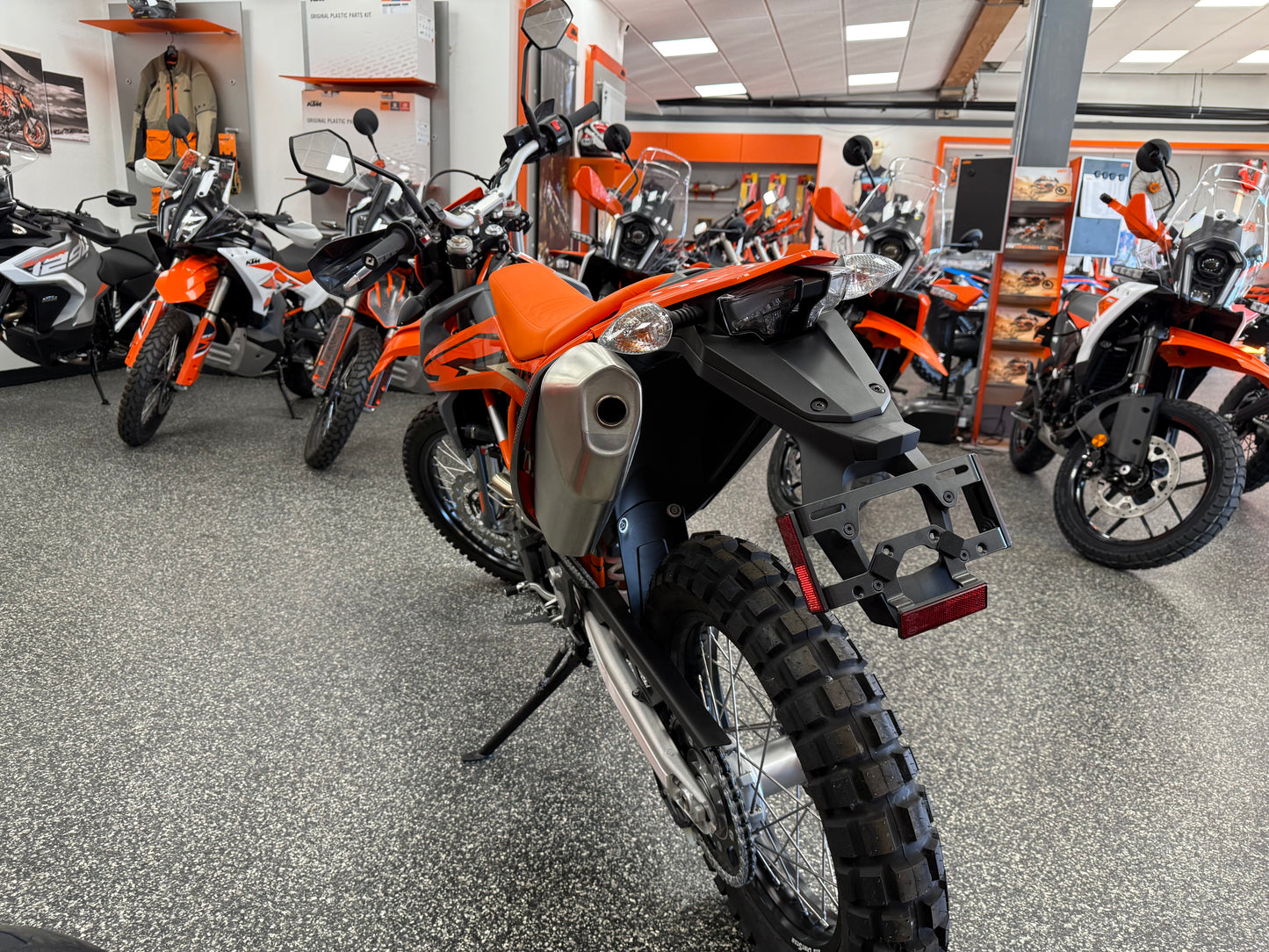 2023 KTM 690 ENDURO R