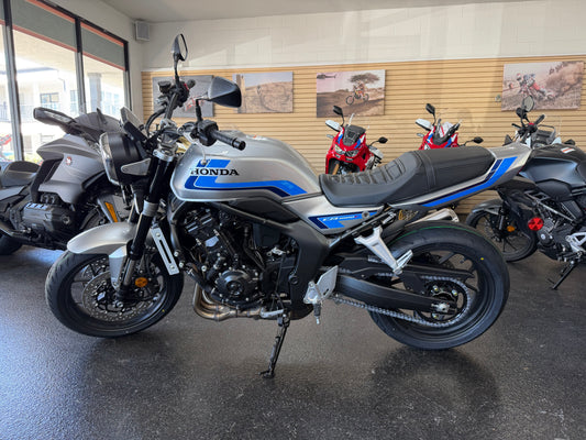 2026 Honda CB1000F - Wolf Silver Metallic