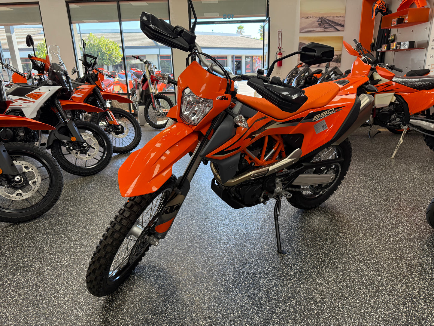 2023 KTM 690 ENDURO R