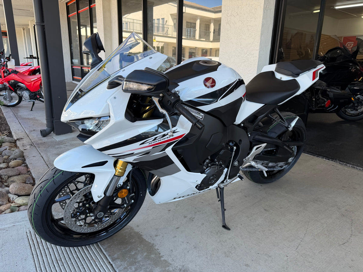 2027 Honda CBR1000RR