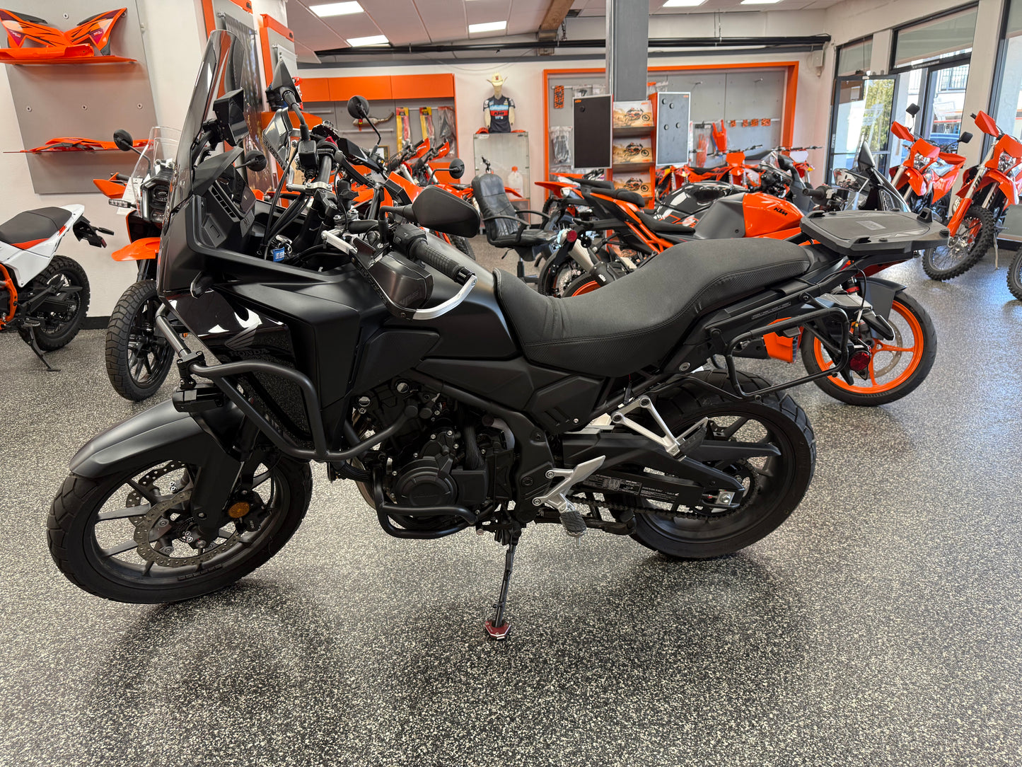 2024 HONDA NX500