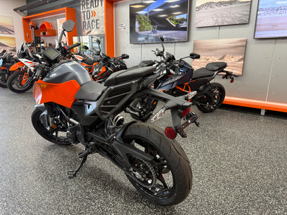 2024 KTM DUKE 250