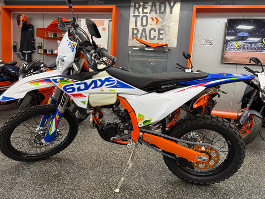 2026 KTM 500 EXC-F SIX DAYS