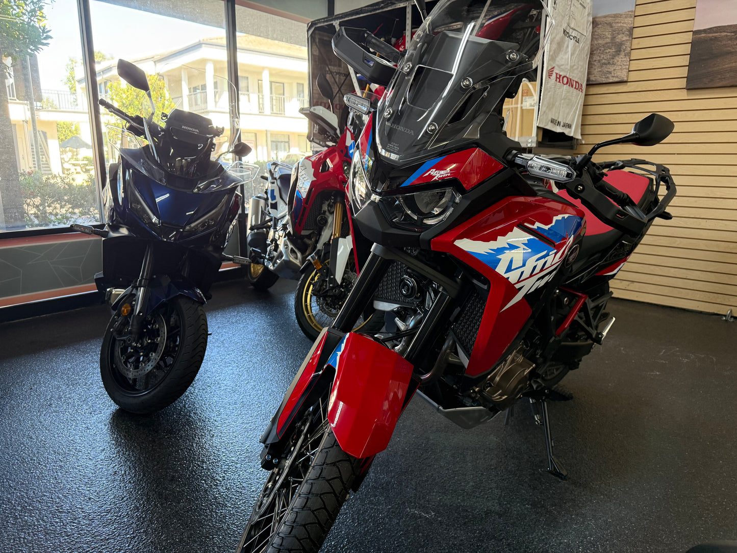 2024 HONDA AFRICA TWIN DCT