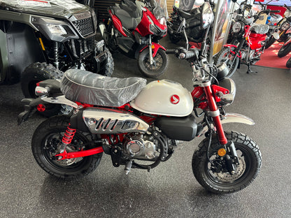 2025 HONDA MONKEY