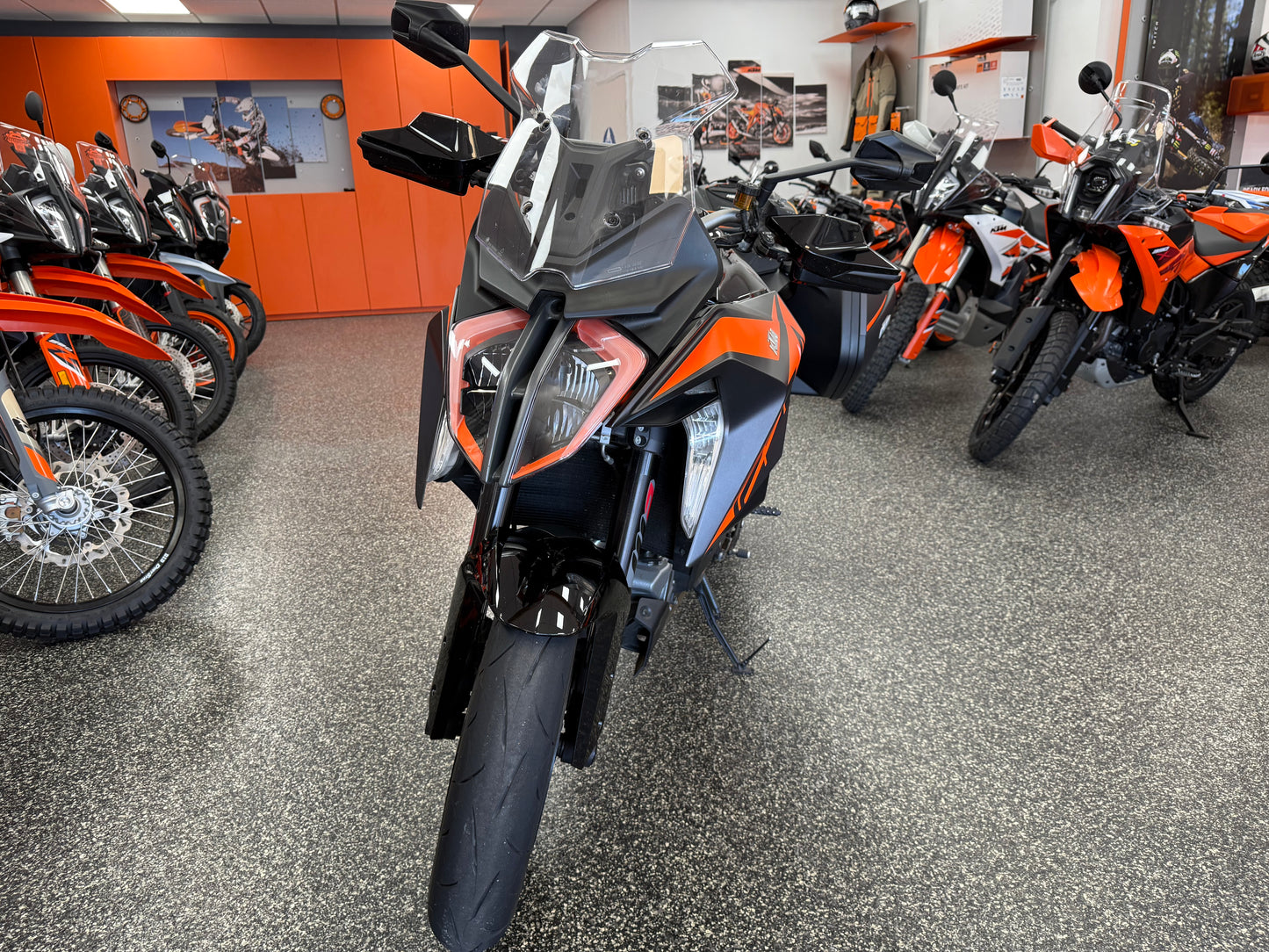 2020 KTM 1290 SUPER DUKE GT