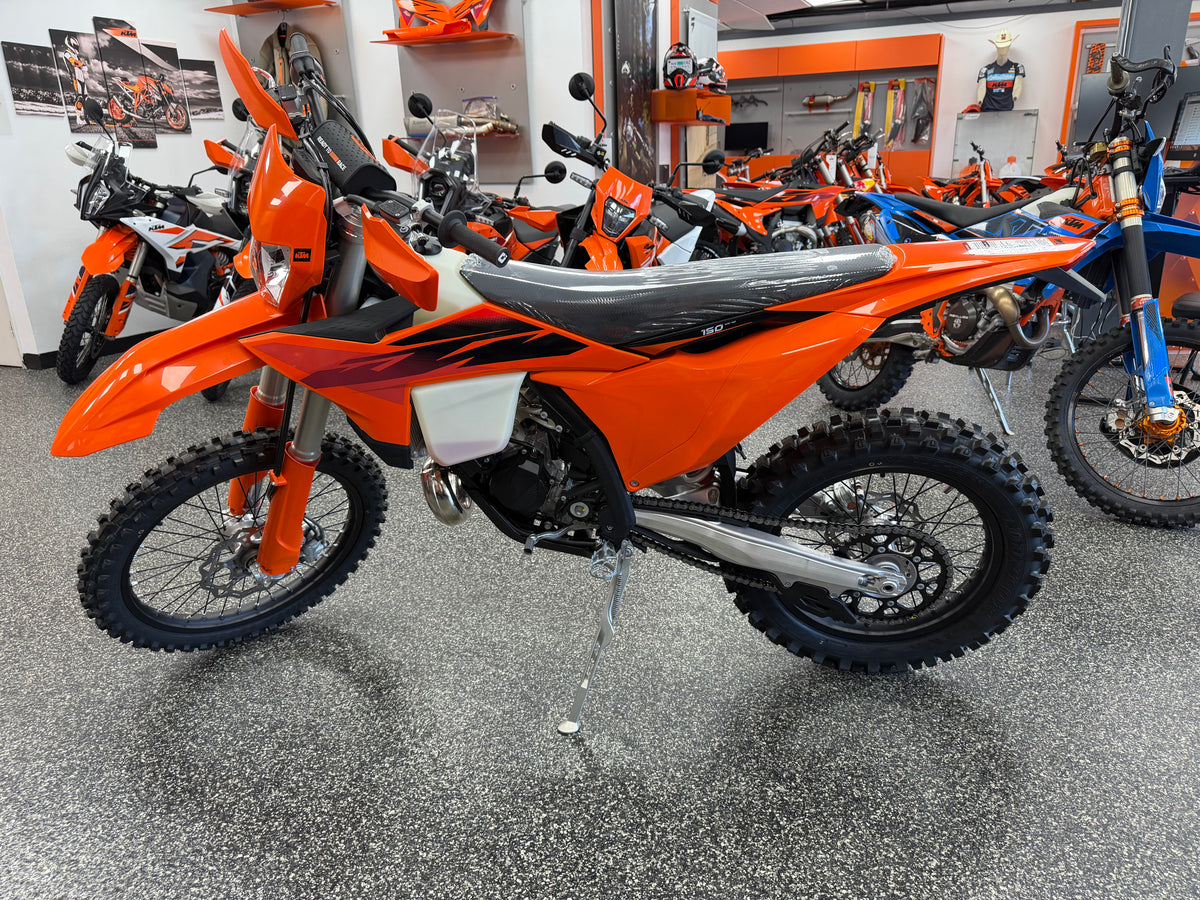 2027 KTM 150 XC-W - ORANGE