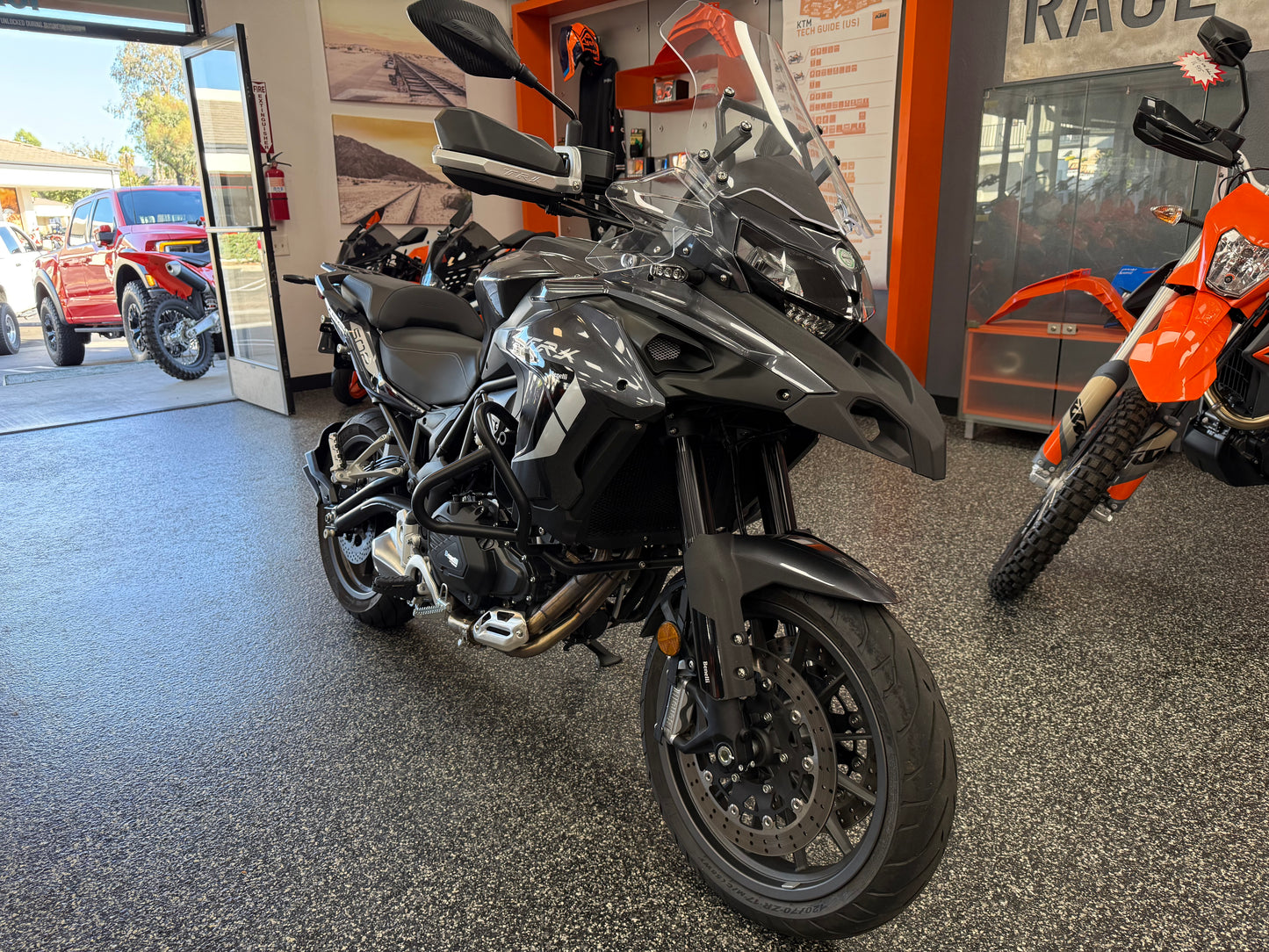 2022 BENELLI TRK502