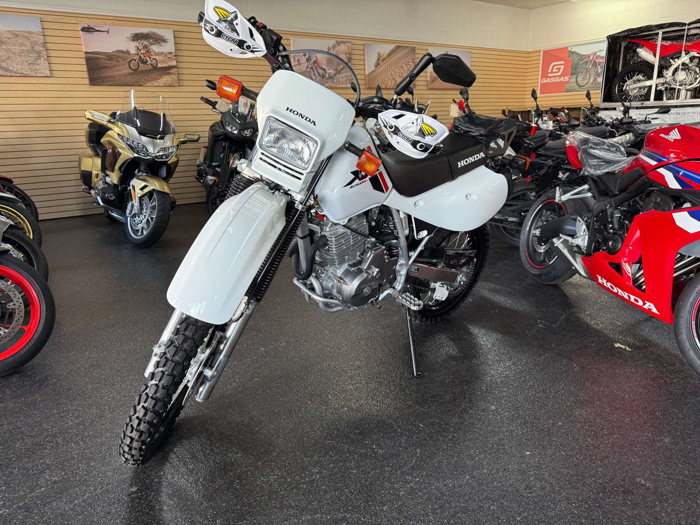 2023 HONDA XR650L