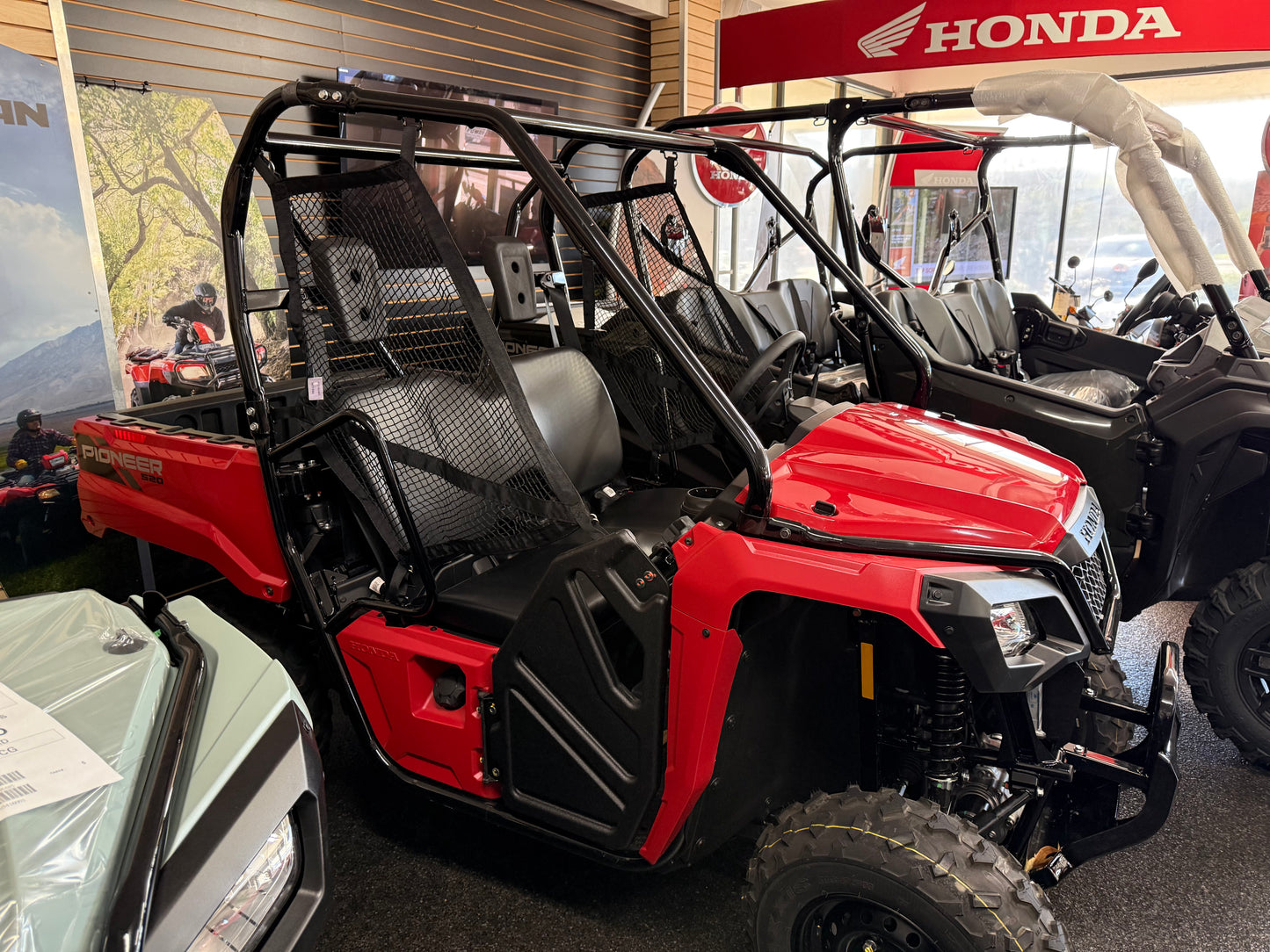 2026 HONDA PIONEER 520