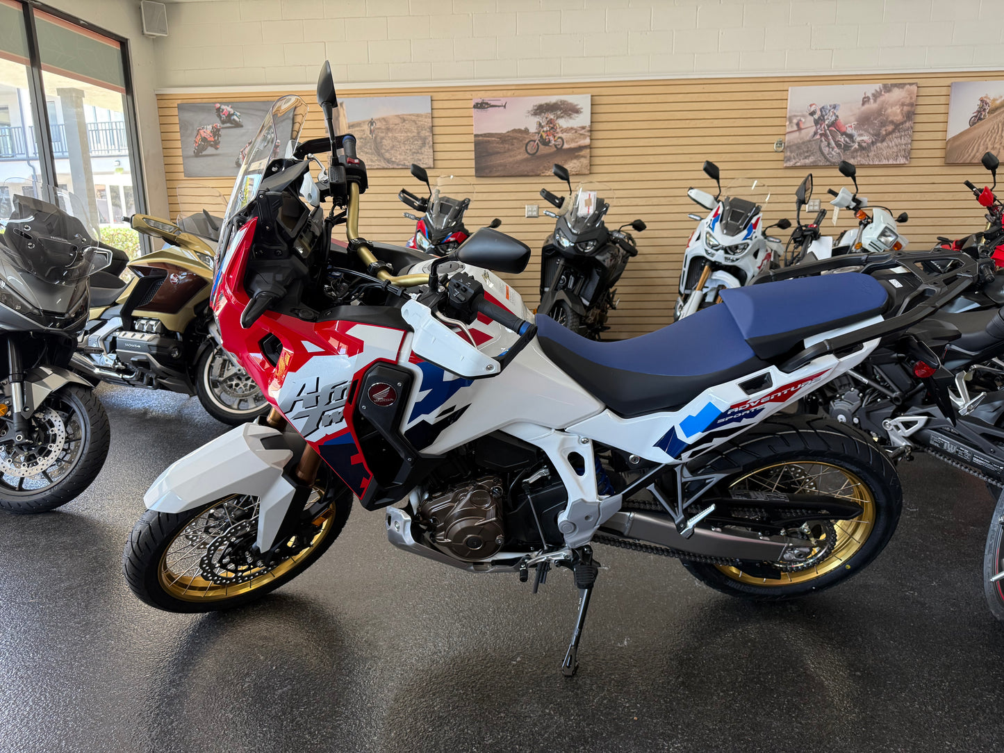 2026 HONDA AFRICA TWIN ADVENTURE SPORTS ES