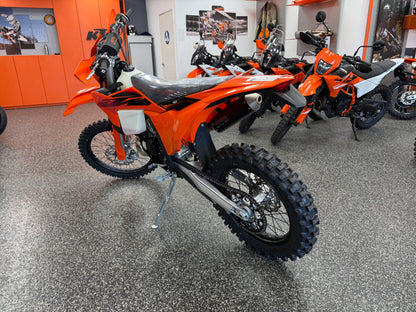 2027 KTM 150 XC-W - ORANGE
