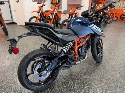 2026 KTM 390 Duke - BLUE