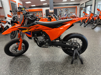 2026 KTM 450 SMR -BLACKOUT
