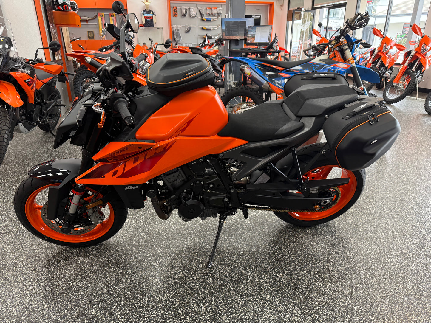 2024 KTM 990 DUKE - Used