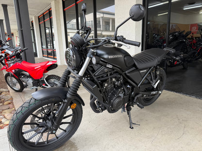 2026 Honda SCL500 - Matte Black Metallic
