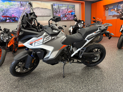 2024 KTM 1290 SUPER ADVENTURE S